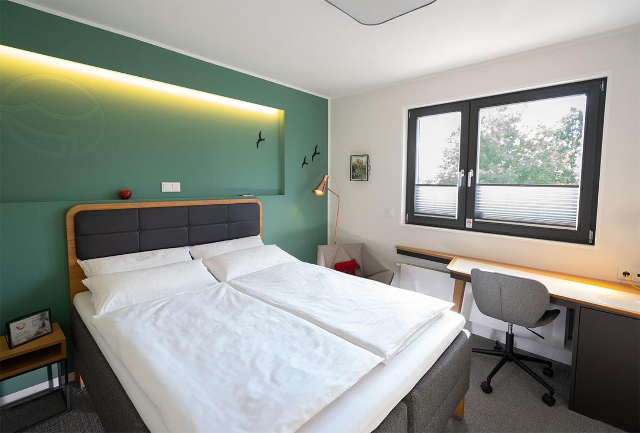 Hotel Am Leinritt Kahl am Main Exterior photo